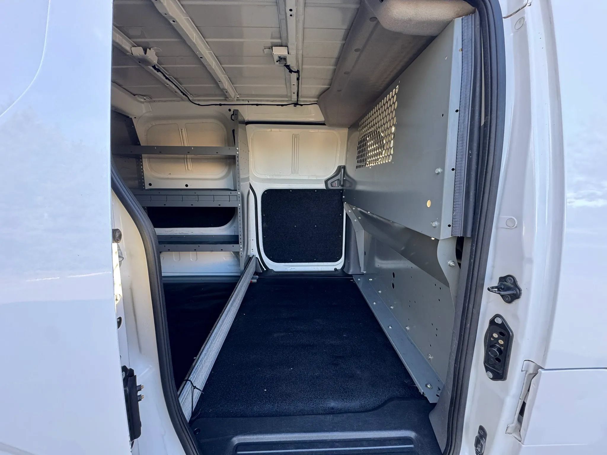 Used 2020 Nissan NV200 SV FWD image 13