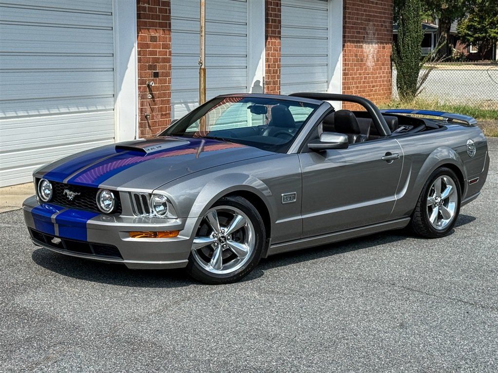 Used 2008 Ford Mustang GT RWD image 13