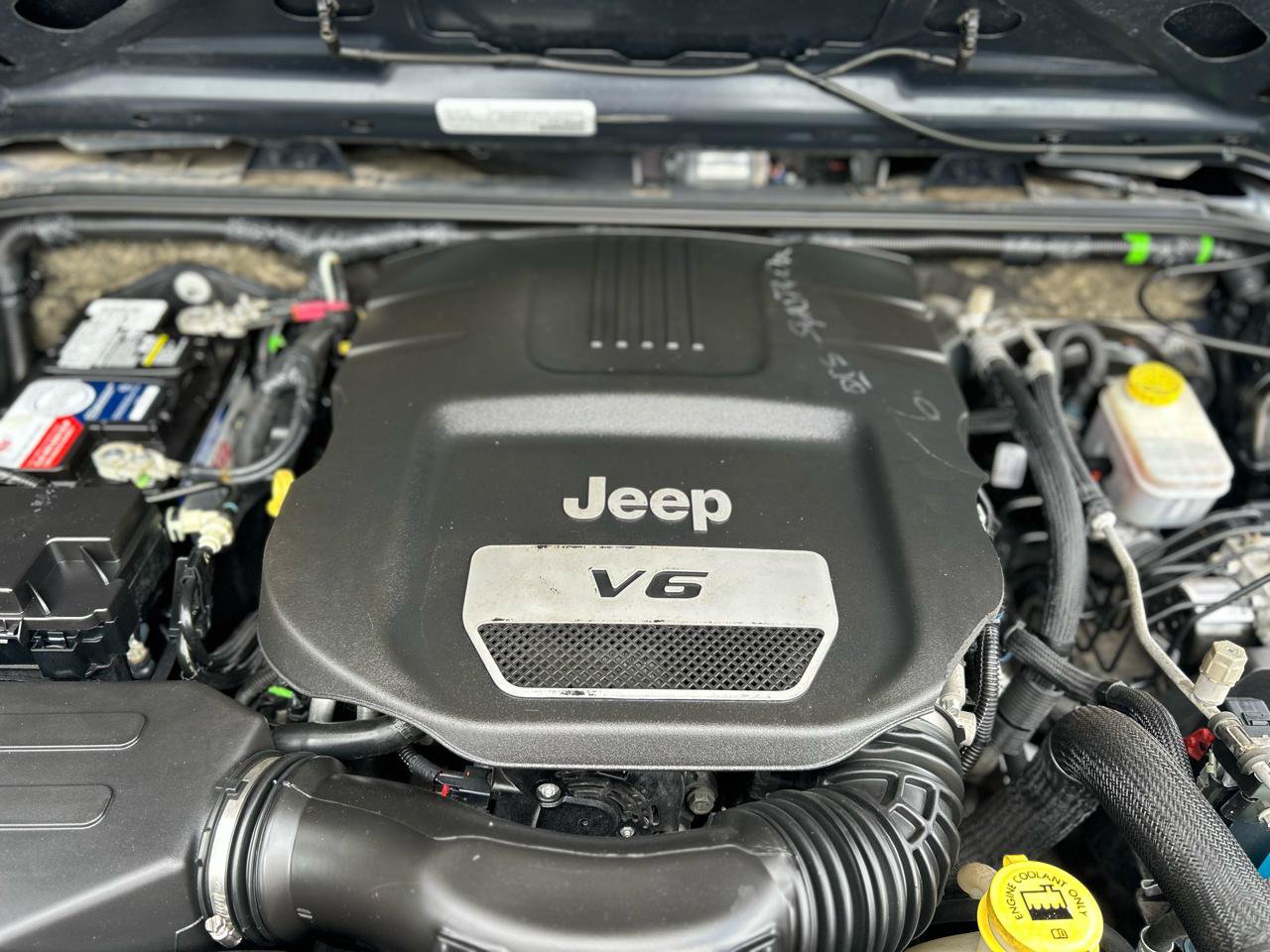 Used 2017 Jeep Wrangler Unlimited Sport w/ Quick Order Package 24S AWD/4WD image 11