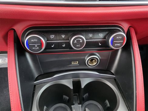 Used 2019 Alfa Romeo Stelvio w/ Nero Edizione image 24