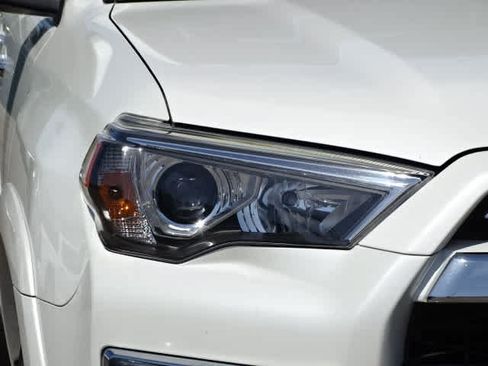 Used 2021 Toyota 4Runner Limited AWD/4WD image 5