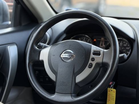 Used 2013 Nissan Rogue S AWD/4WD image 14