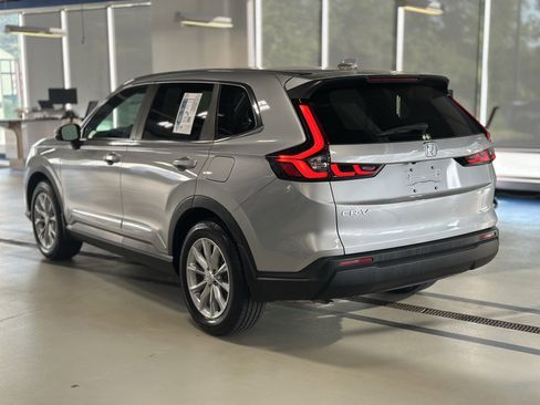 Used 2025 Honda CR-V EX image 7