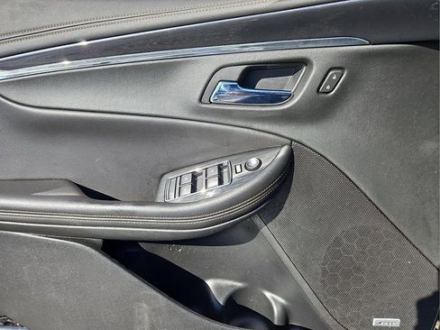 Used 2018 Chevrolet Impala Premier image 13