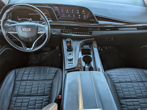 Certified 2023 Cadillac Escalade ESV Sport Platinum image 18