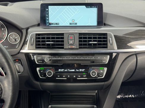 Used 2017 BMW 330i Gran Turismo xDrive image 22