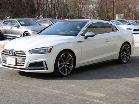 Used 2018 Audi S5 Premium Plus w/ Navigation Package image 3