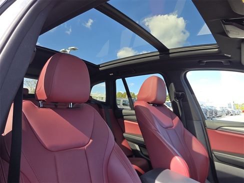 Used 2023 BMW X3 sDrive30i w/ M Sport Package image 11