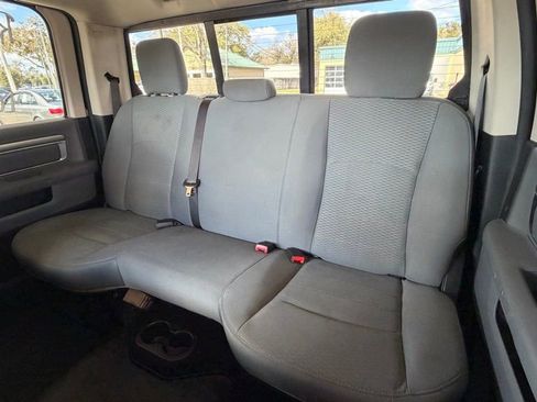 Used 2018 RAM 3500 SLT w/ Snow Chief Group AWD/4WD image 11