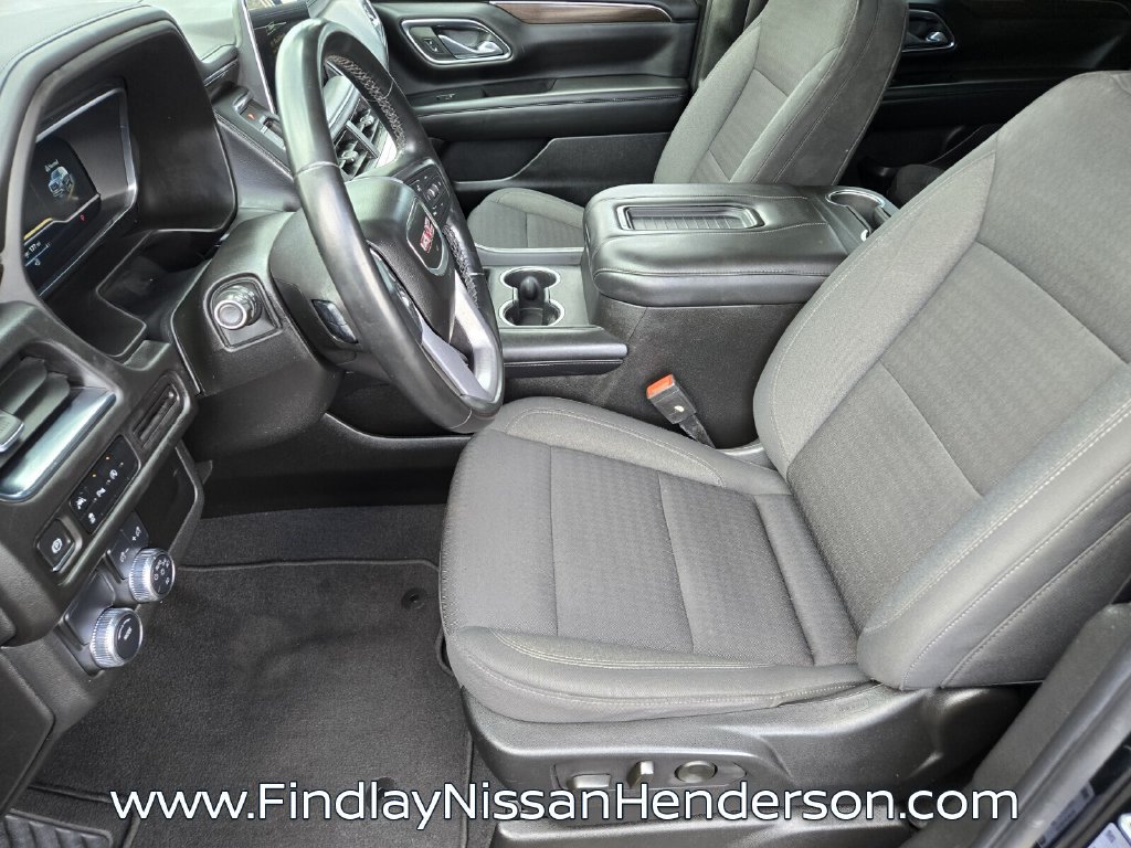 Used 2023 GMC Yukon SLE RWD image 10