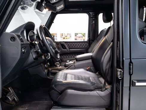 Used 2017 Mercedes-Benz G 63 AMG 4MATIC image 5