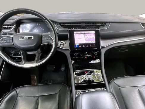 Used 2022 Jeep Grand Cherokee L Limited RWD image 15