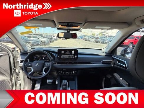 Used 2024 Mitsubishi Outlander SE AWD/4WD image 8