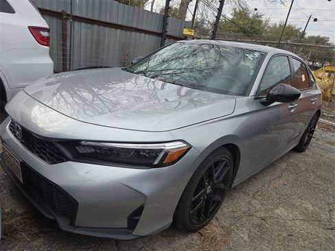 Used 2025 Honda Civic Sport image 1