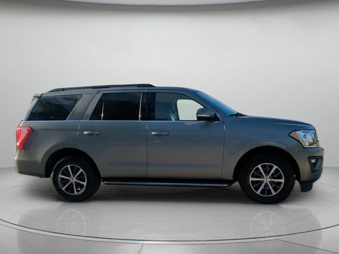 Certified 2019 Ford Expedition XLT w/ Equipment Group 202A RWD image 33