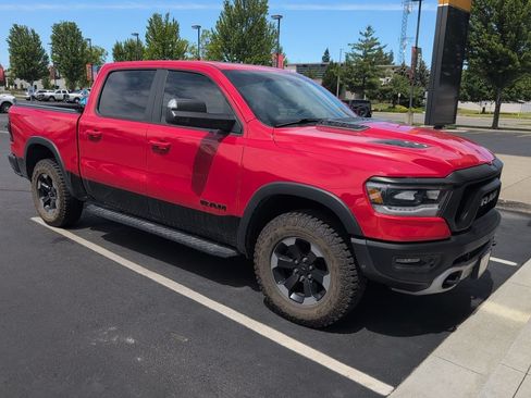 Used 2019 RAM 1500 Rebel w/ Rebel Level 2 Equipment Group AWD/4WD image 2