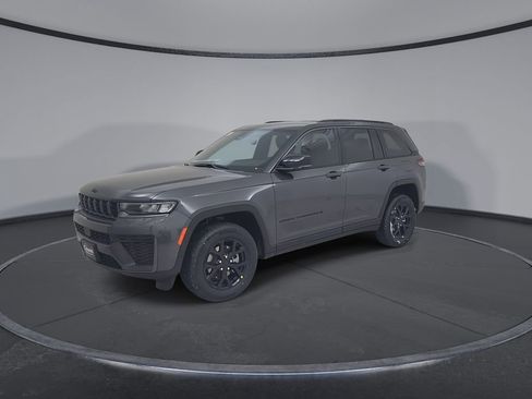 New 2026 Jeep Grand Cherokee Laredo image 7