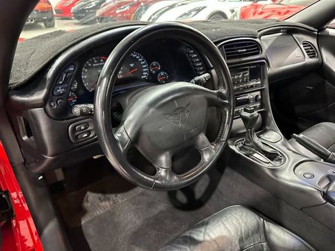 Used 2002 Chevrolet Corvette Convertible w/ Preferred Equipment Group2 image 10