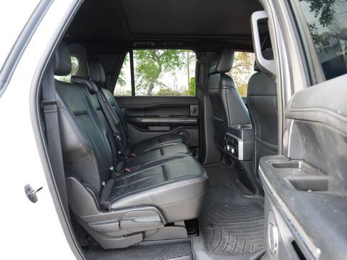 Used 2019 Ford Expedition Max XLT w/ Equipment Group 202A image 25