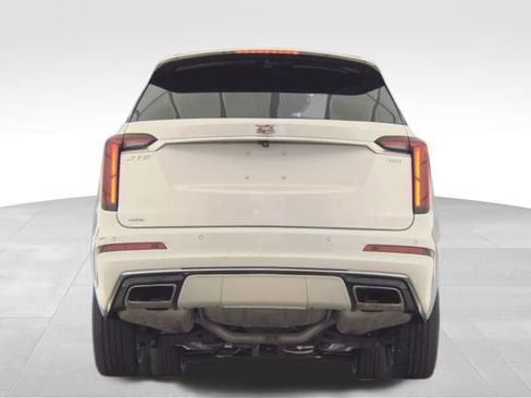 Used 2024 Cadillac XT6 Premium Luxury AWD/4WD image 6