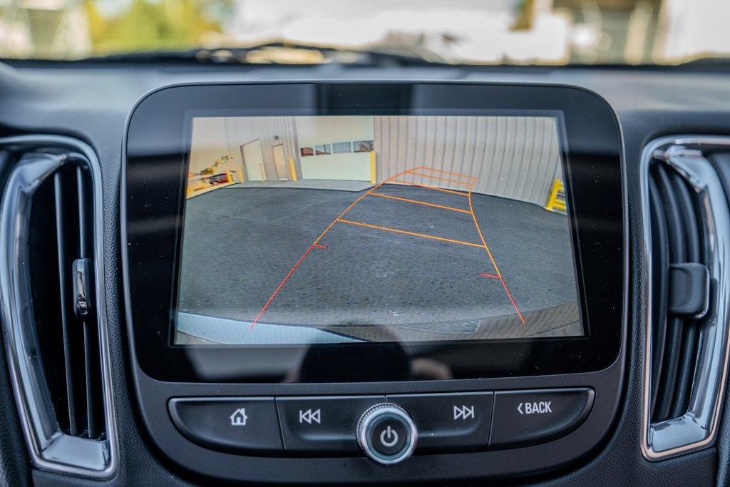 Used 2016 Chevrolet Malibu Premier FWD image 31
