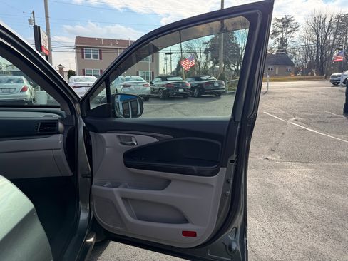 Used 2017 Honda Ridgeline RTL-T image 21