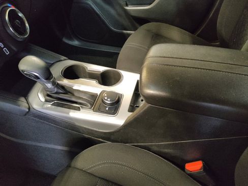 Used 2022 Chevrolet Blazer LT FWD image 26