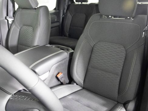 New 2026 RAM 1500 Big Horn AWD/4WD image 18