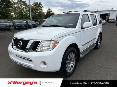Used 2012 Nissan Pathfinder LE