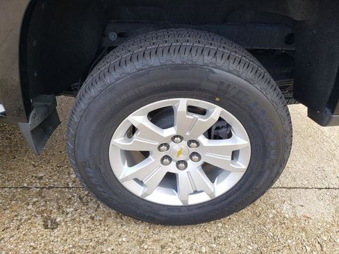 Used 2022 Chevrolet Colorado LT w/ Luxury Package image 47