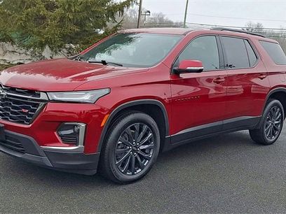 Used 2023 Chevrolet Traverse RS