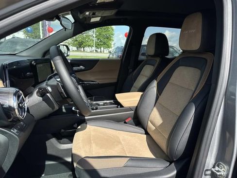 New 2026 Chevrolet Equinox ACTIV FWD image 17