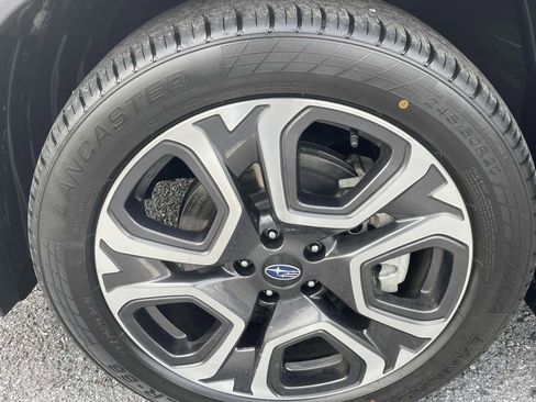 Used 2024 Subaru Ascent Limited image 8