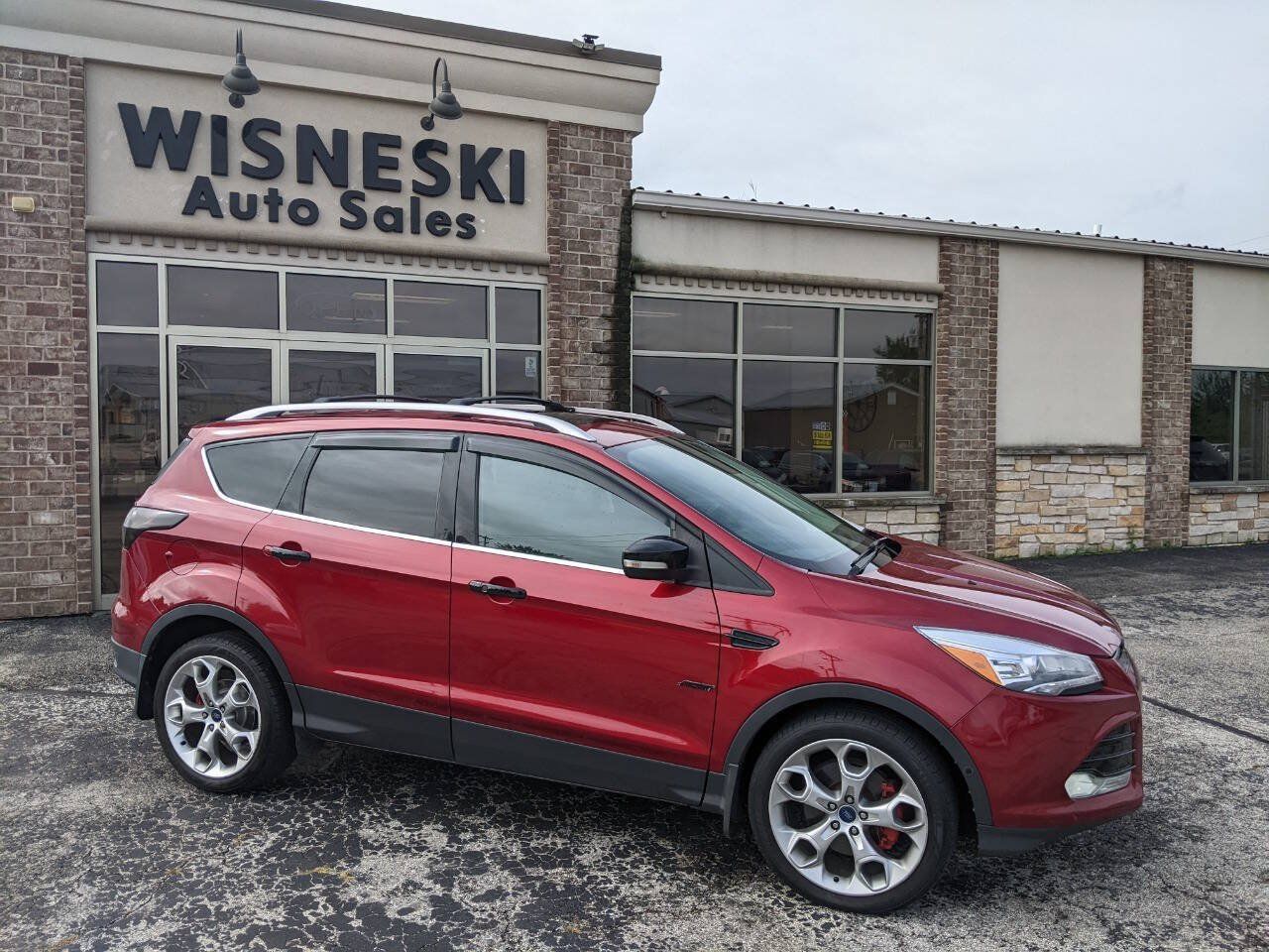 Used 2013 Ford Escape Titanium w/ Parking Technology Pkg AWD/4WD image 2