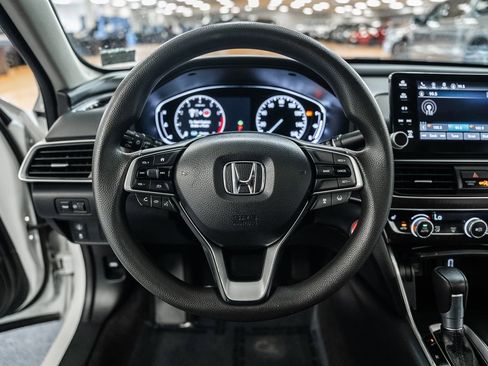 Used 2018 Honda Accord EX image 28