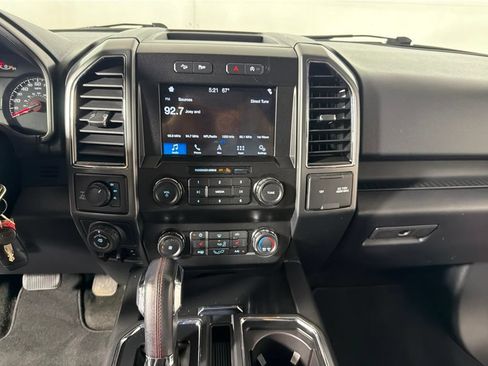Used 2019 Ford F150 XLT w/ Equipment Group 302A Luxury AWD/4WD image 16