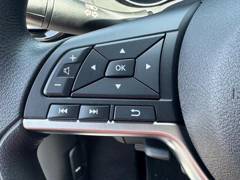 Used 2025 Nissan Sentra SV w/ Trunk Package FWD image 20