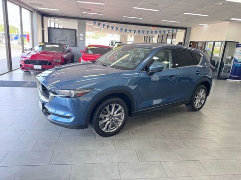 Used 2019 MAZDA CX-5 Grand Touring w/ GT Premium Package image 3