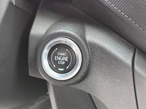 Used 2023 Chevrolet TrailBlazer LT FWD image 20
