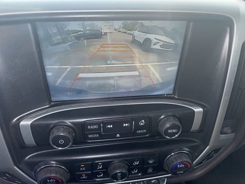 Used 2017 GMC Sierra 1500 SLT image 16