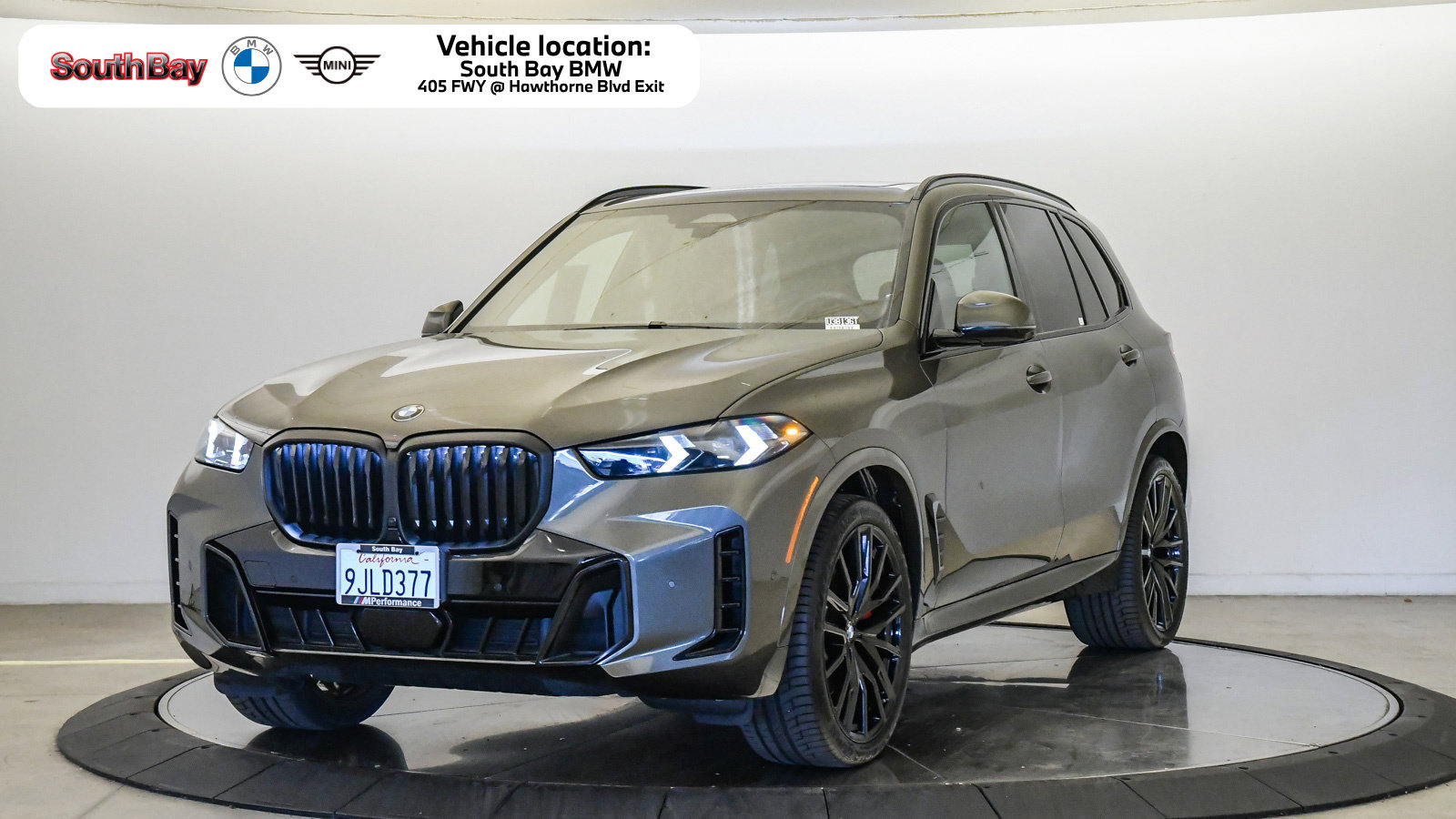 Certified 2024 BMW X5 xDrive40i w/ M Sport Package AWD/4WD image 1