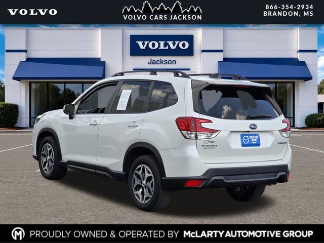 Used 2024 Subaru Forester Premium AWD/4WD image 6