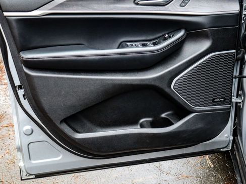 Used 2024 Jeep Grand Cherokee Limited 4xe image 37