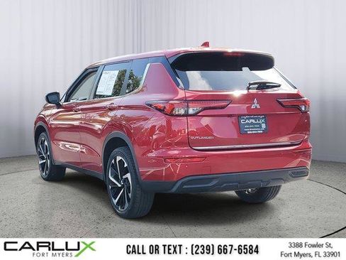 Used 2022 Mitsubishi Outlander ES image 5