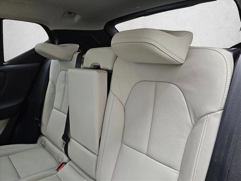 Used 2026 Volvo XC40 B5 Ultra w/ Climate Package image 12