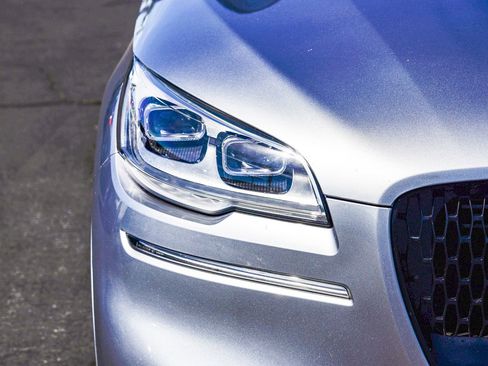 Used 2023 Lincoln Aviator Black Label w/ Jet Package image 10