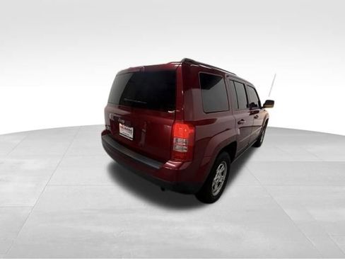 Used 2017 Jeep Patriot Sport w/ Power Value Group AWD/4WD image 7