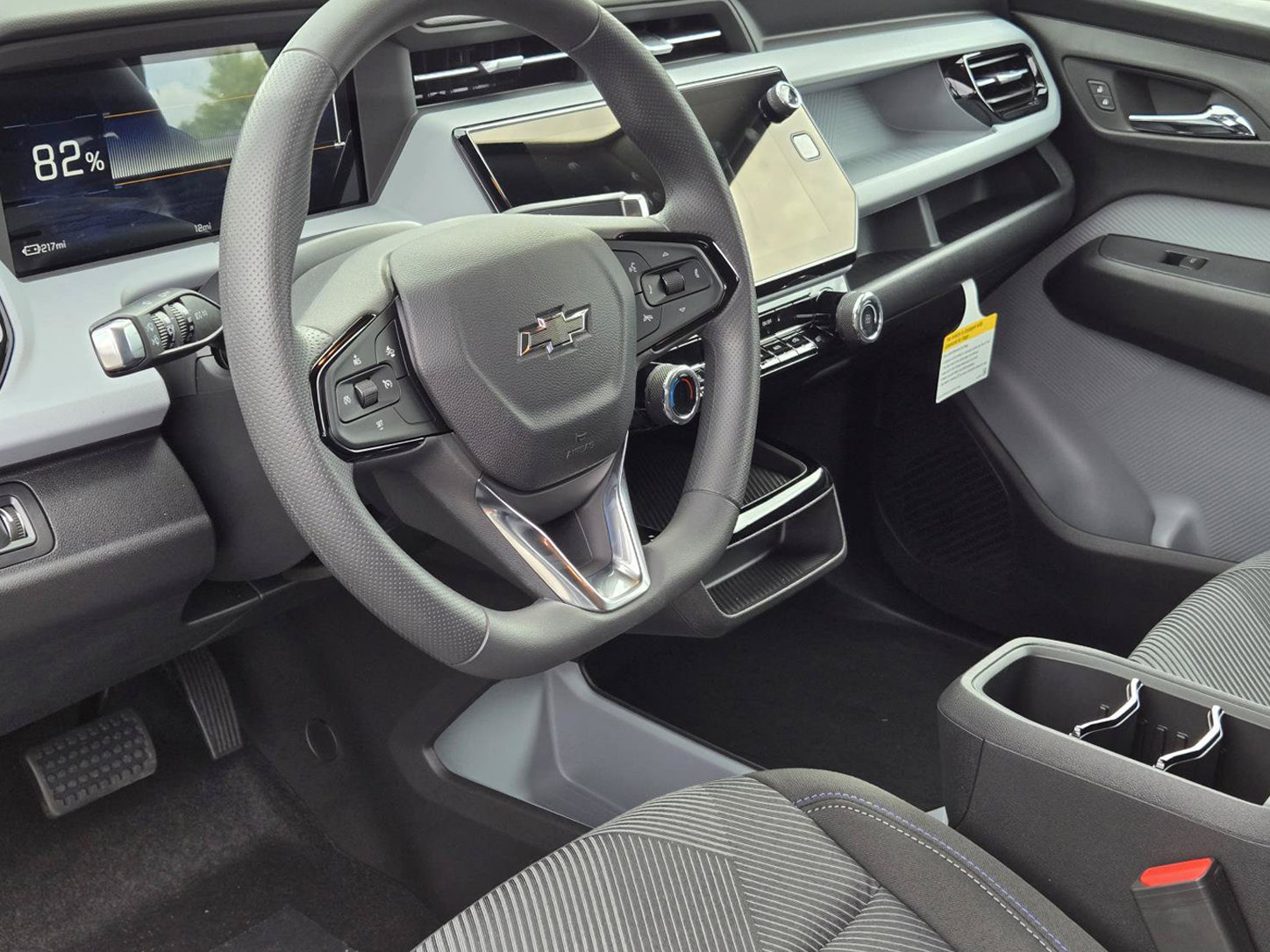 New 2027 Chevrolet Bolt LT FWD image 12