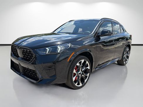 New 2026 BMW X2 xDrive28i w/ Technology Package AWD/4WD image 7
