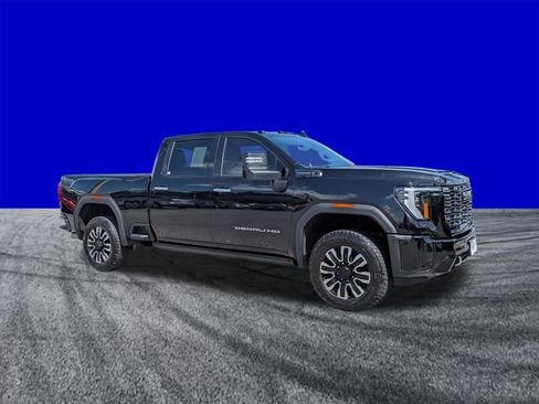Used 2026 GMC Sierra 2500 Denali Ultimate AWD/4WD image 2